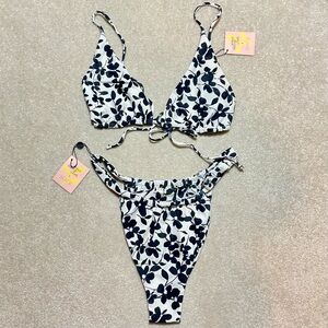 SKATIE Ella top and Bobbi thick band bottom in Greenwich 🖤